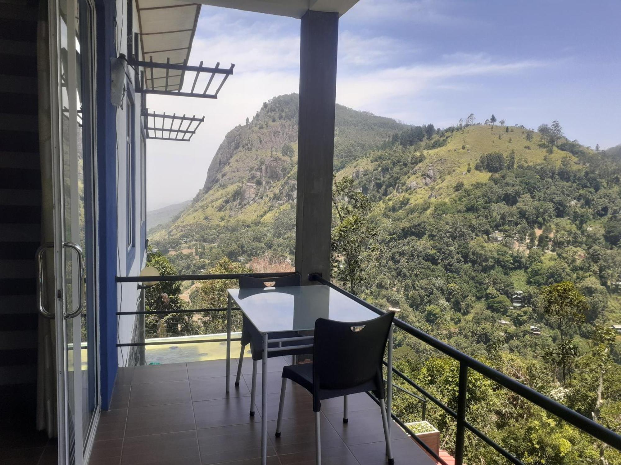 Bed and Breakfast Ella Floating View Exterior foto