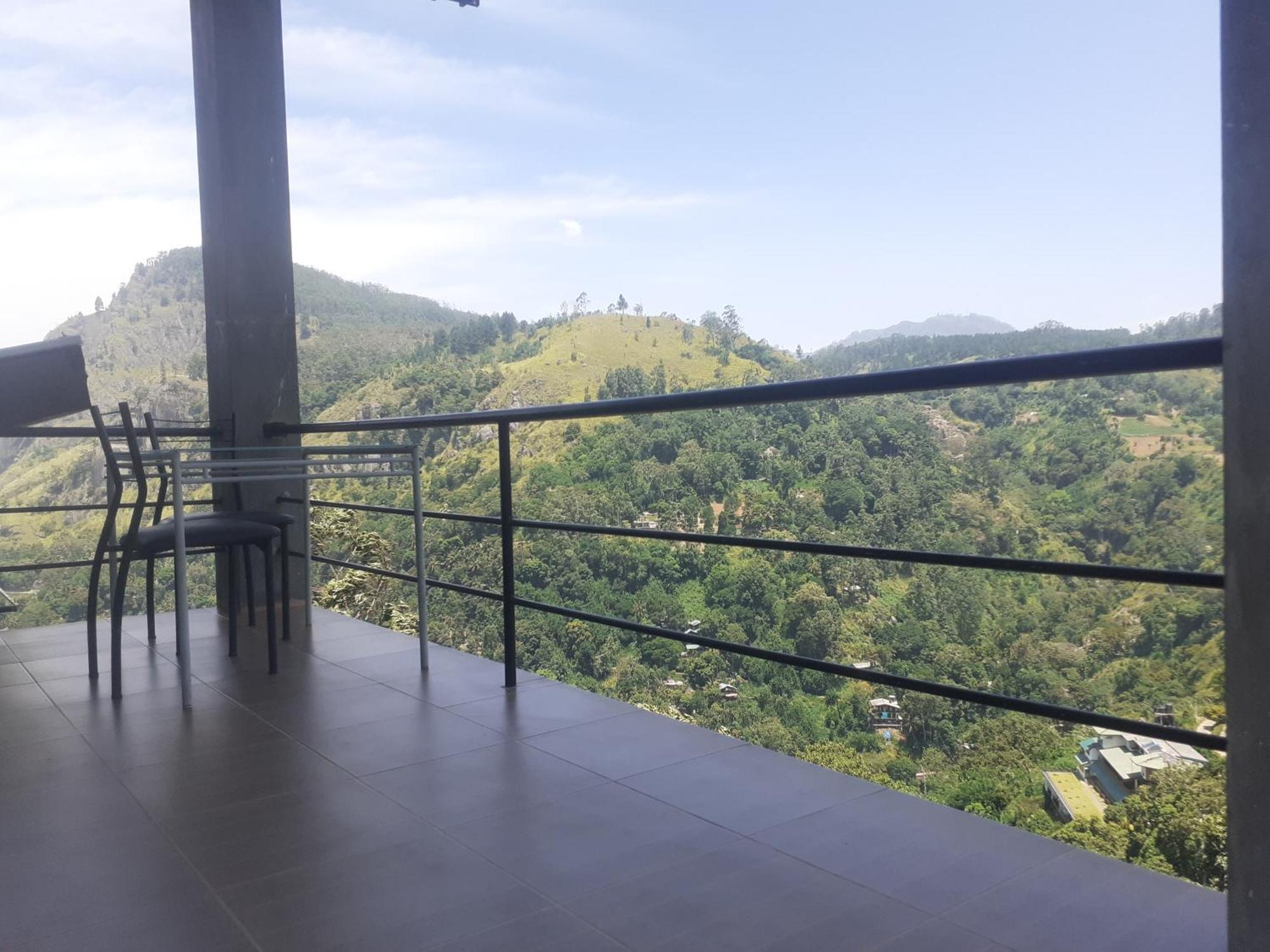 Bed and Breakfast Ella Floating View Exterior foto
